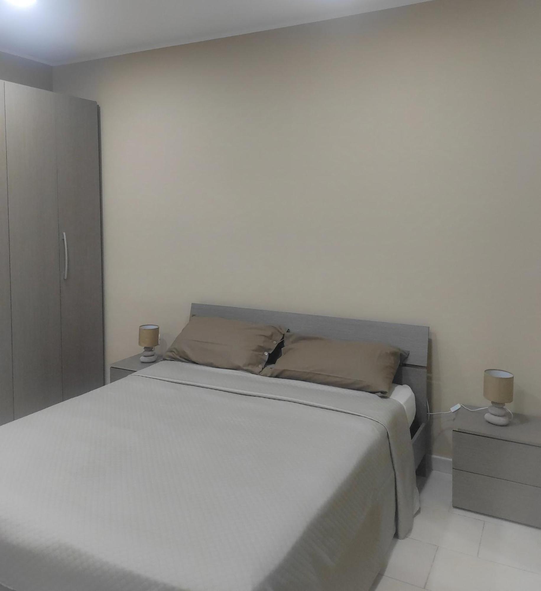 76 Avenue Suites Wi-Fi - Shuttle 雷焦卡拉布里亚 外观 照片
