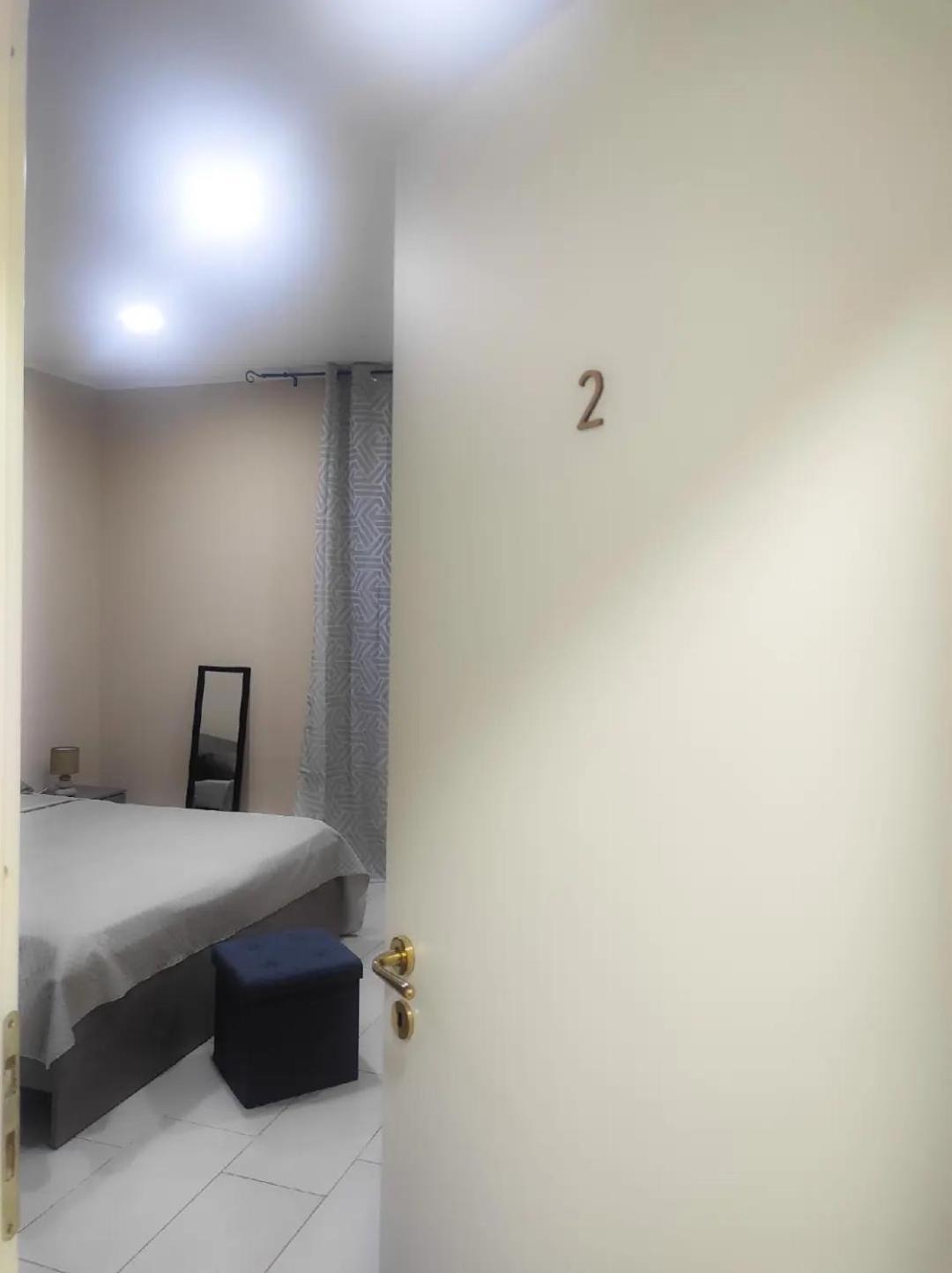 76 Avenue Suites Wi-Fi - Shuttle 雷焦卡拉布里亚 外观 照片